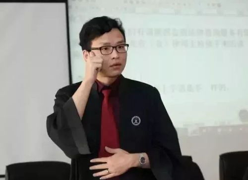 西政校友 手語律師唐帥榮登年度法治人物