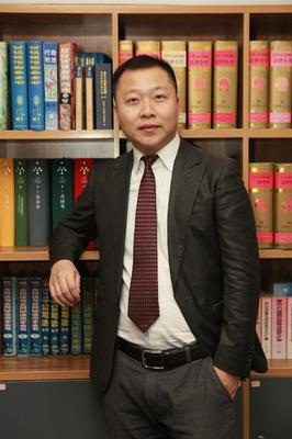 曝光臺評論|警惕“一樣的奔馳不一樣的服務” 重慶律師